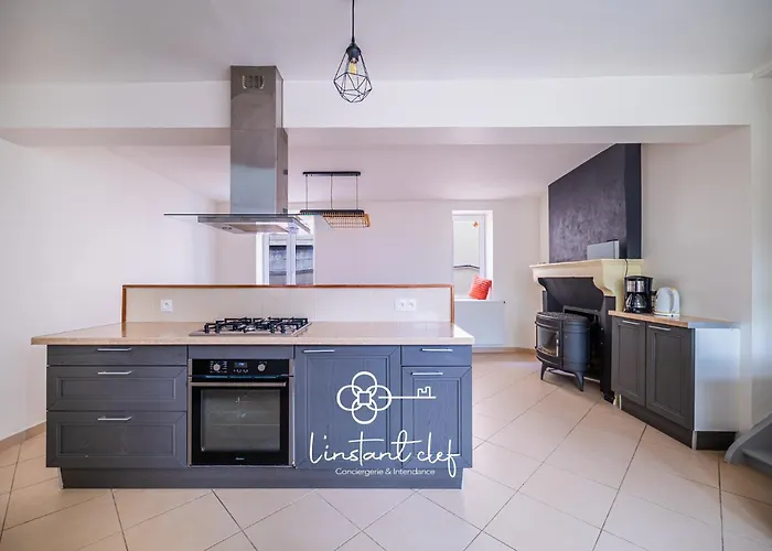 Semesterbostad Douceur Bucolique, Jardin & Mezzanine Cosy