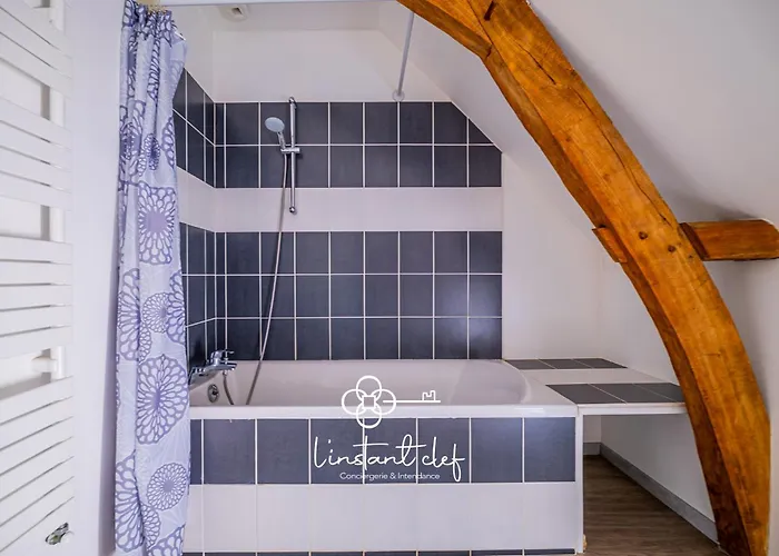 Semesterbostad Douceur Bucolique, Jardin & Mezzanine Cosy